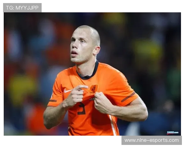 足球球星退役后如何通过代言、投资和商业活动持续赚取高额收入